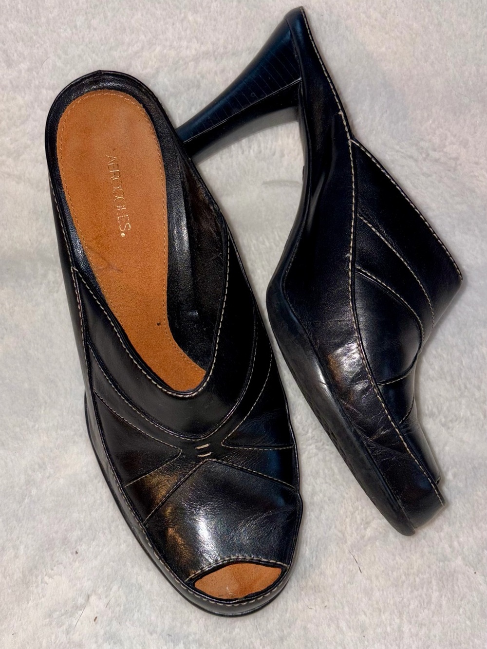 Aerosoles Vintage Leather Peep Toe Heeled Mules sz 9